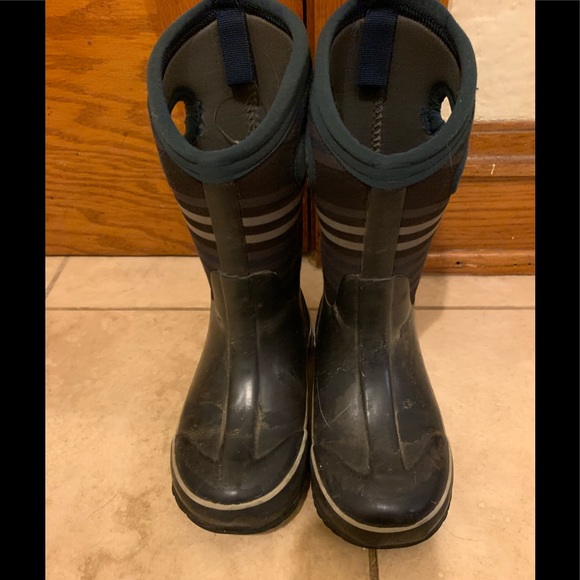 boys bogs boots